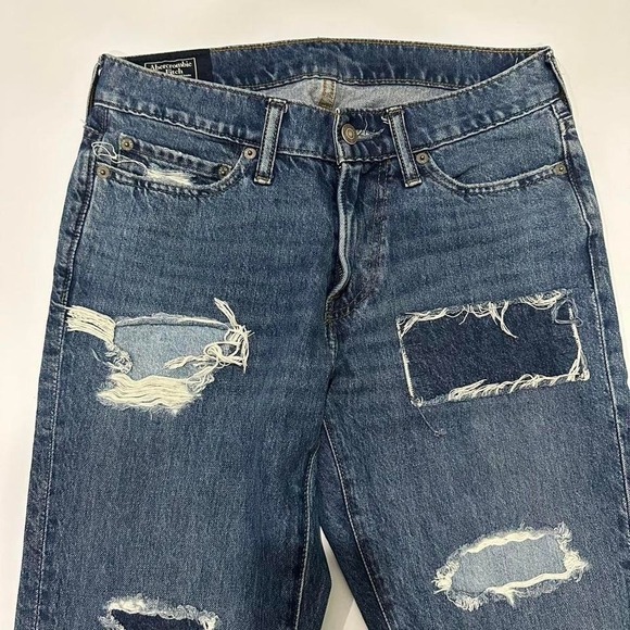 Abercrombie & Fitch Men's Langdom Slim Jeans size 28/30 Distressed - Picture 2 of 5